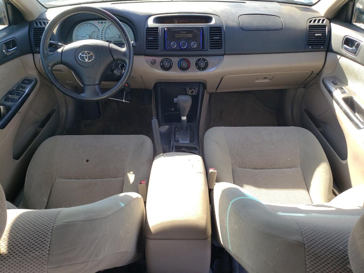 2003 Toyota Camry Le VIN: JTDBF32K330108043 Lot: 85266835