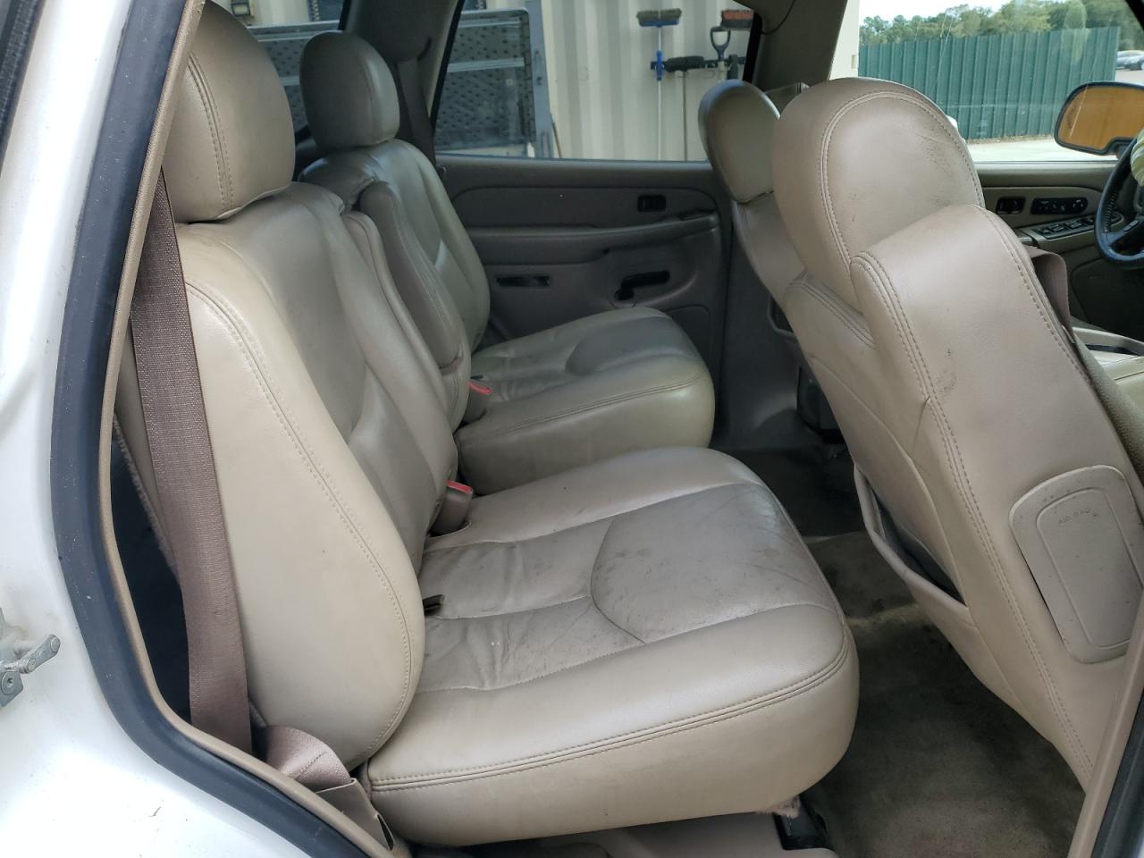 2005 Chevrolet Tahoe K1500 VIN: 1GNEK13T85R230519 Lot: 85675895