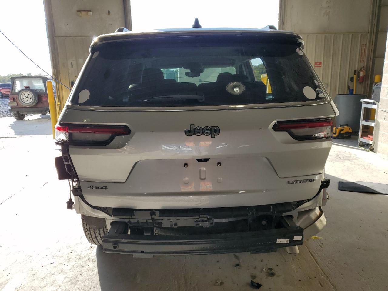 2024 Jeep Grand Cherokee L Limited VIN: 1C4RJKBG3R8922383 Lot: 85654645