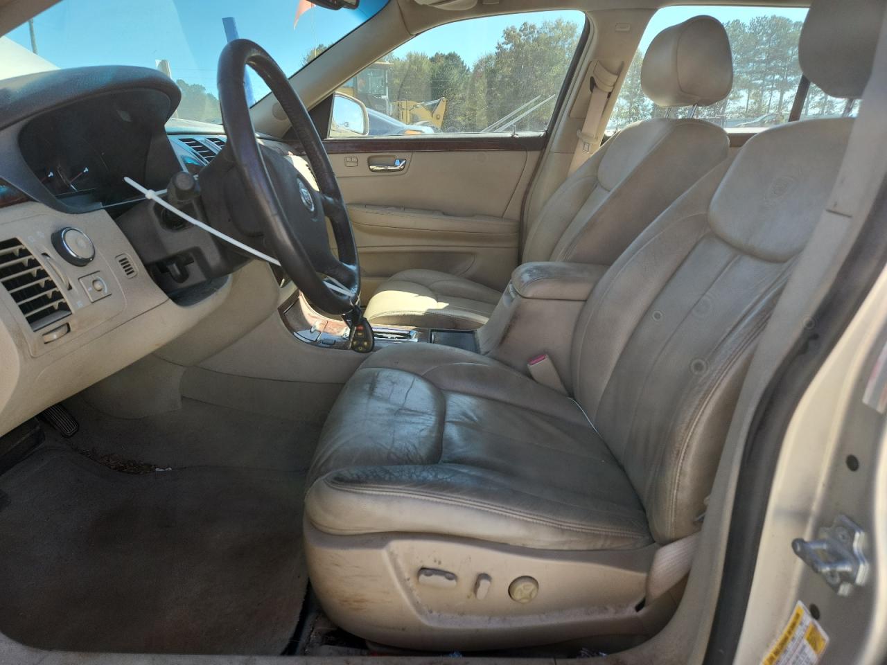 2007 Cadillac Dts VIN: 1G6KD57Y27U184689 Lot: 89463185