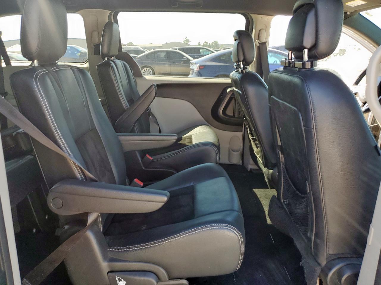 2017 Dodge Grand Caravan Sxt VIN: 2C4RDGCG3HR800418 Lot: 86146905