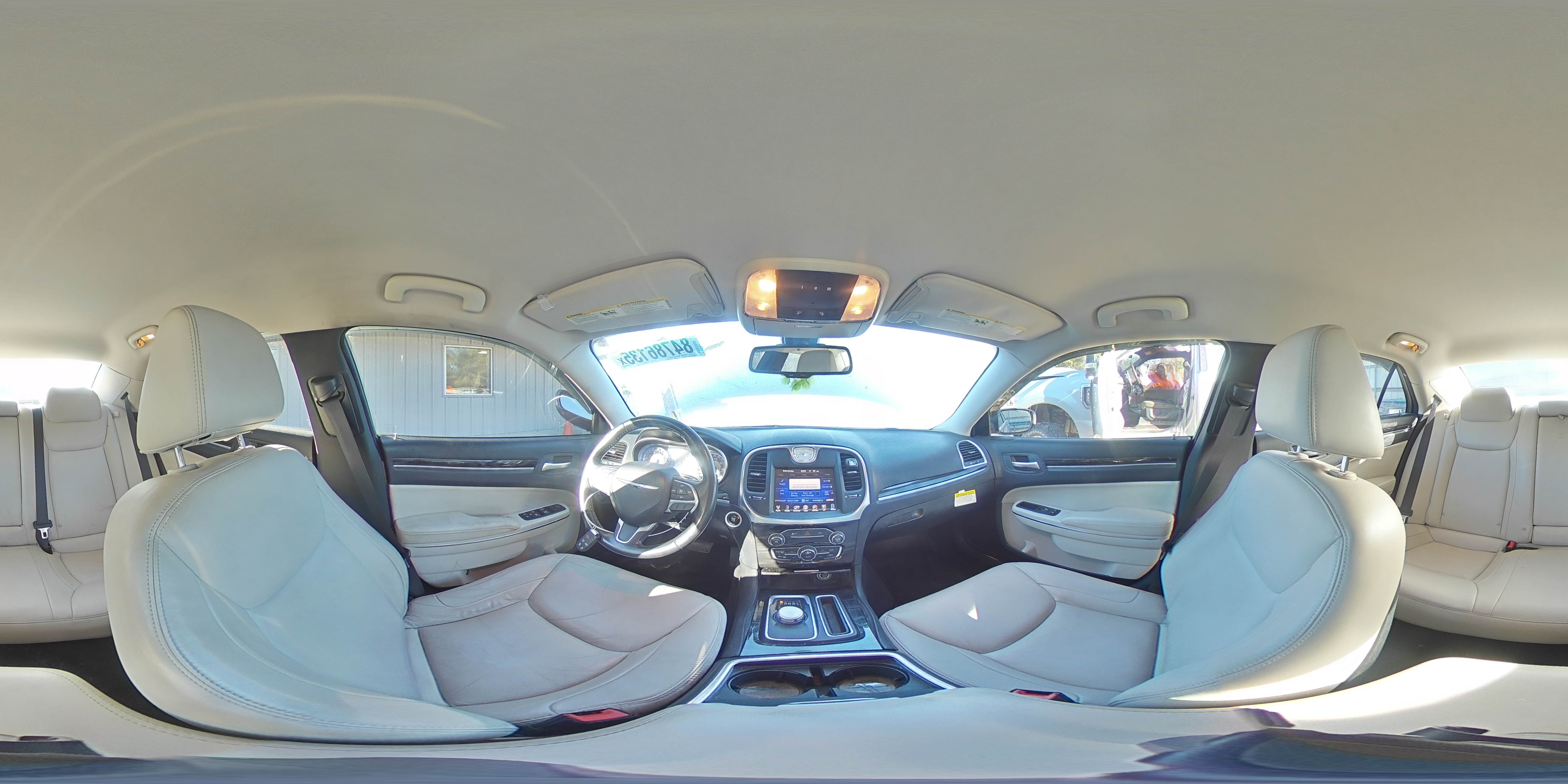 2015 Chrysler 300 Limited VIN: 2C3CCARG4FH736538 Lot: 84786135