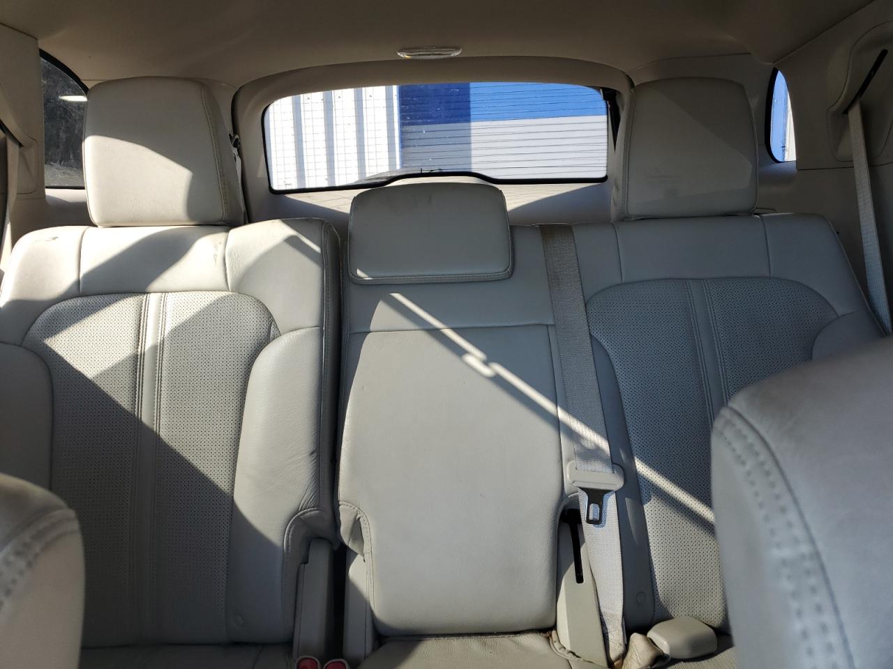 2010 Lincoln Mkt VIN: 2LMHJ5AR2ABJ13913 Lot: 85942935