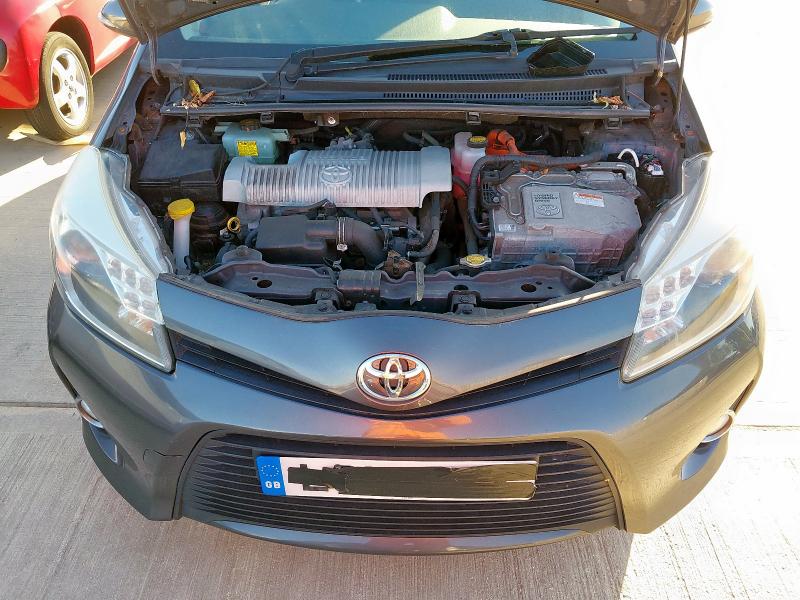 2012 TOYOTA YARIS T SPIRIT HYBRID CVT 
