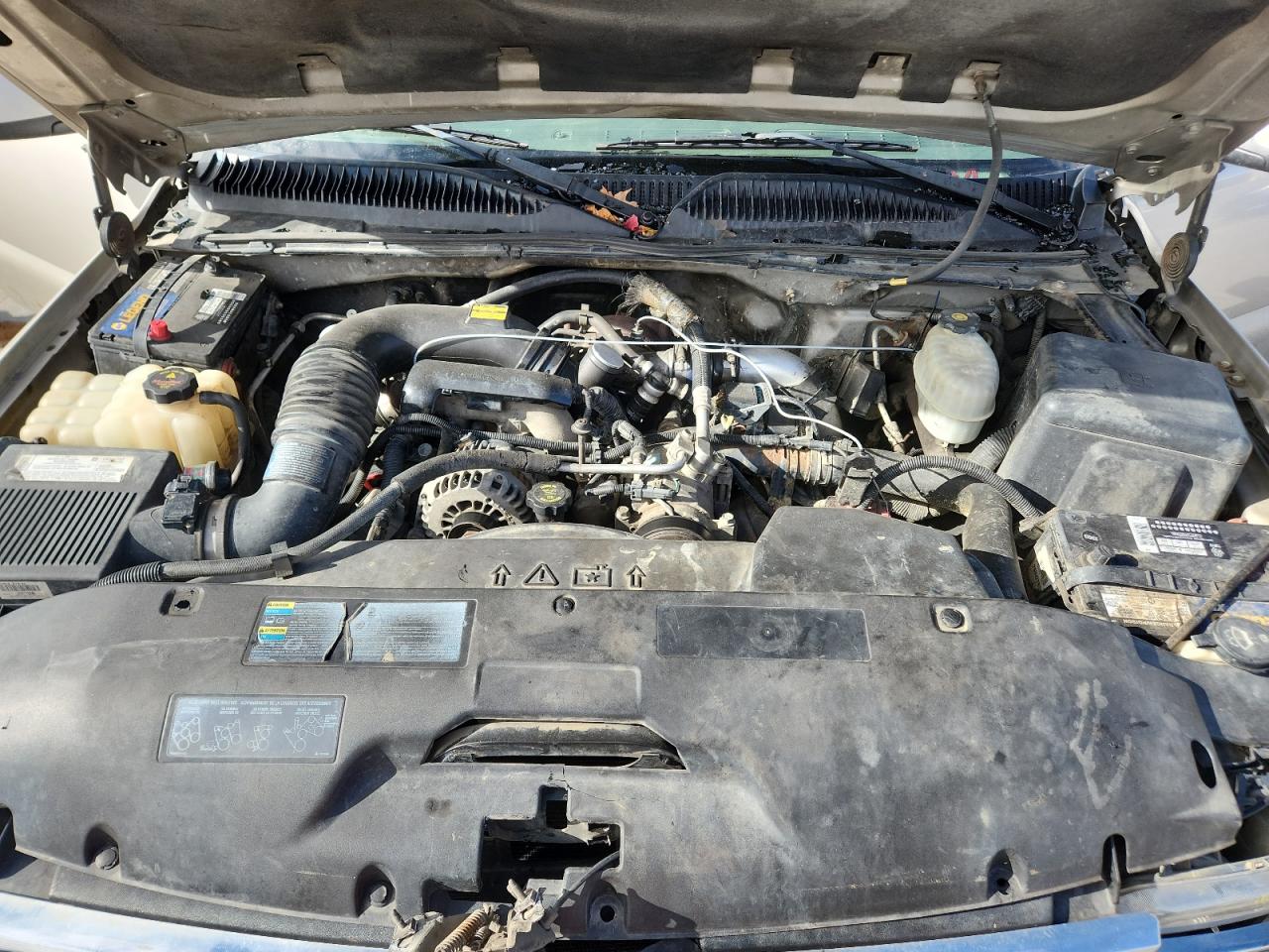 2005 GMC Sierra K2500 Heavy Duty VIN: 1GTHK23215F948689 Lot: 90541615