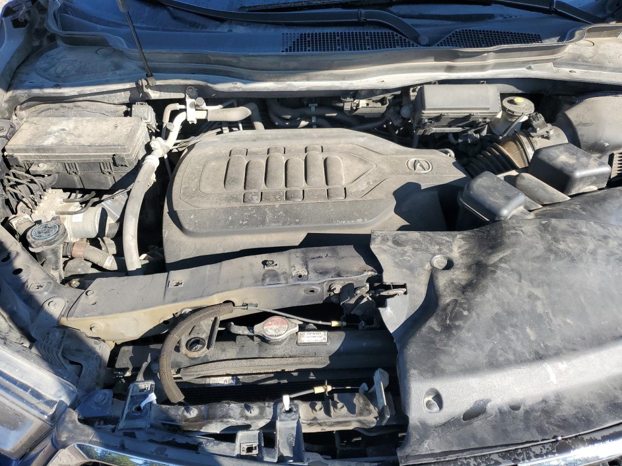 2017 Acura Mdx Advance VIN: 5FRYD4H8XHB025704 Lot: 90104555