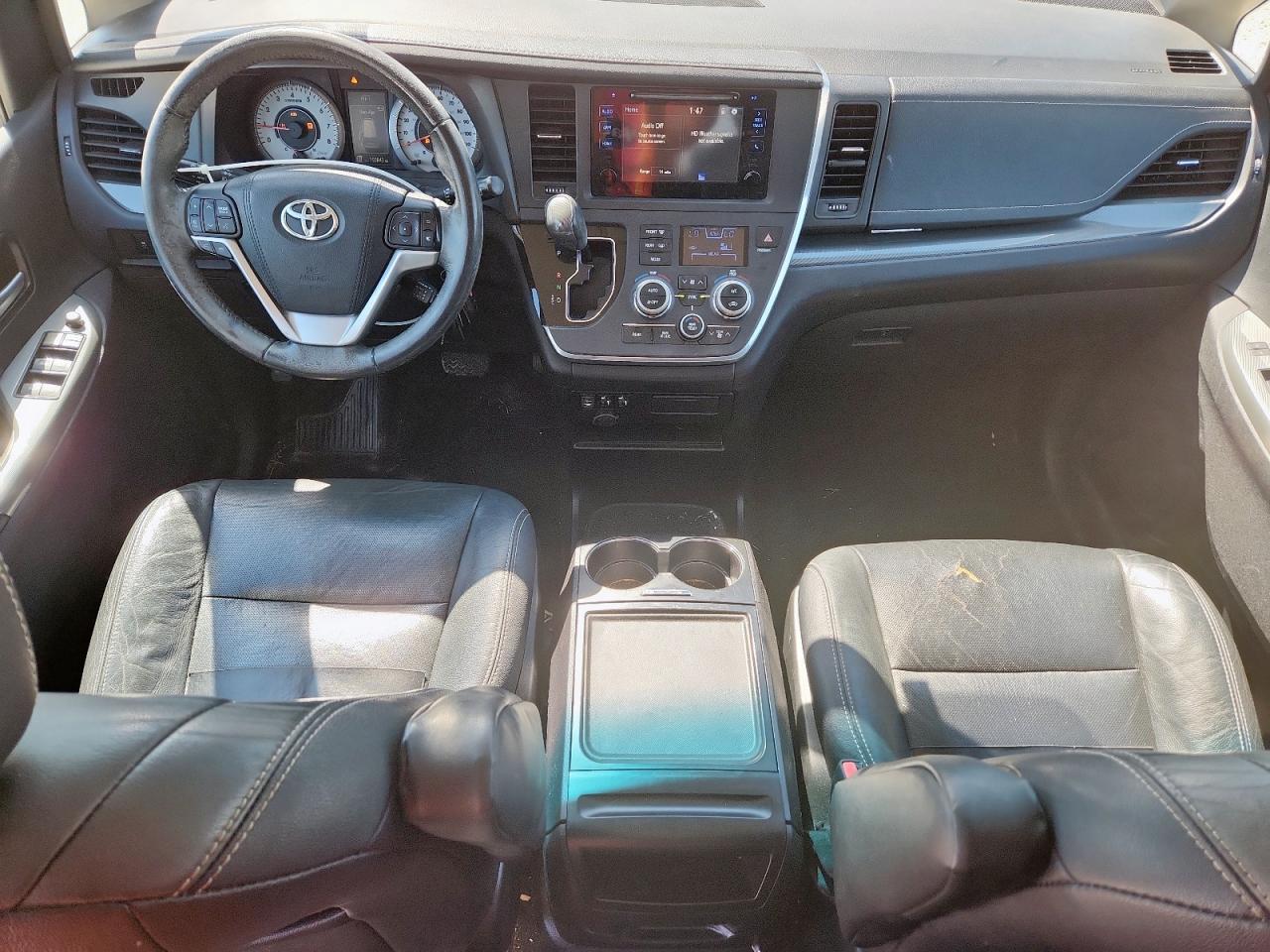 2016 Toyota Sienna Se VIN: 5TDXK3DCXGS745764 Lot: 82423685