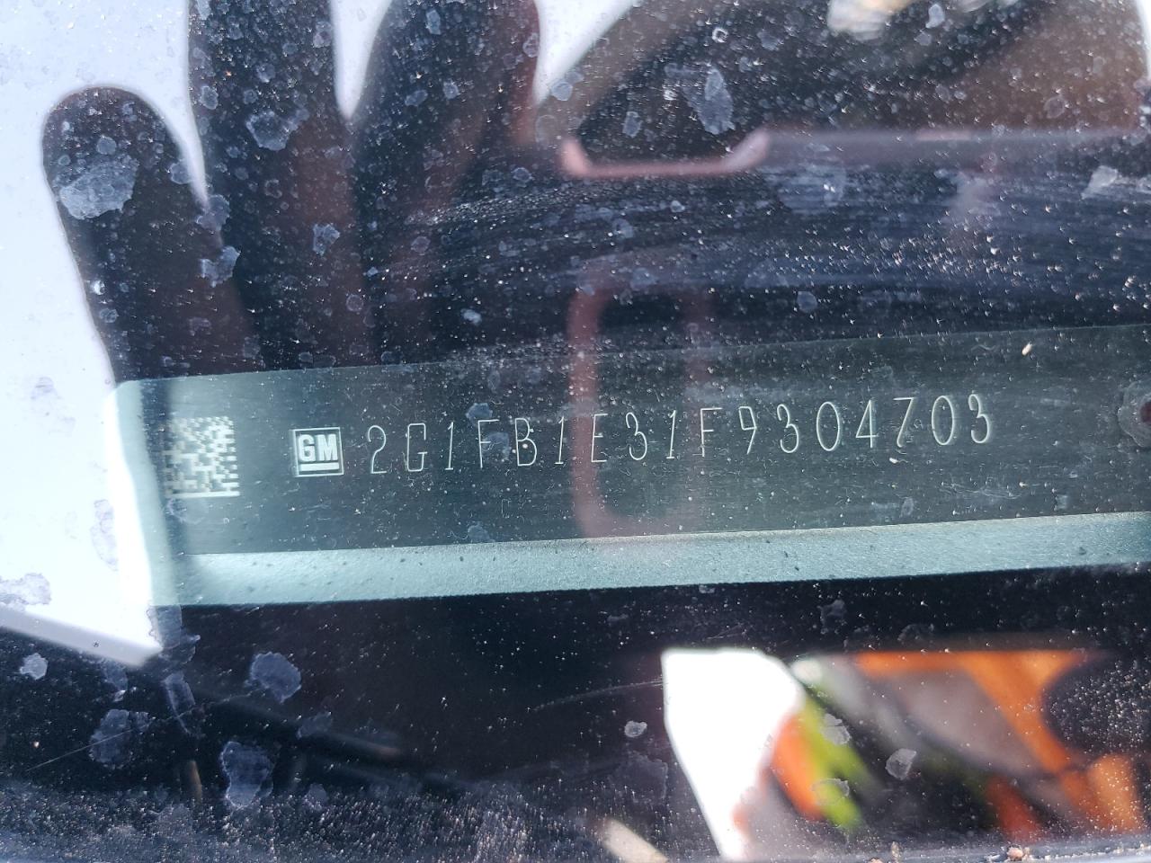 2015 Chevrolet Camaro Ls VIN: 2G1FB1E31F9304703 Lot: 84061405