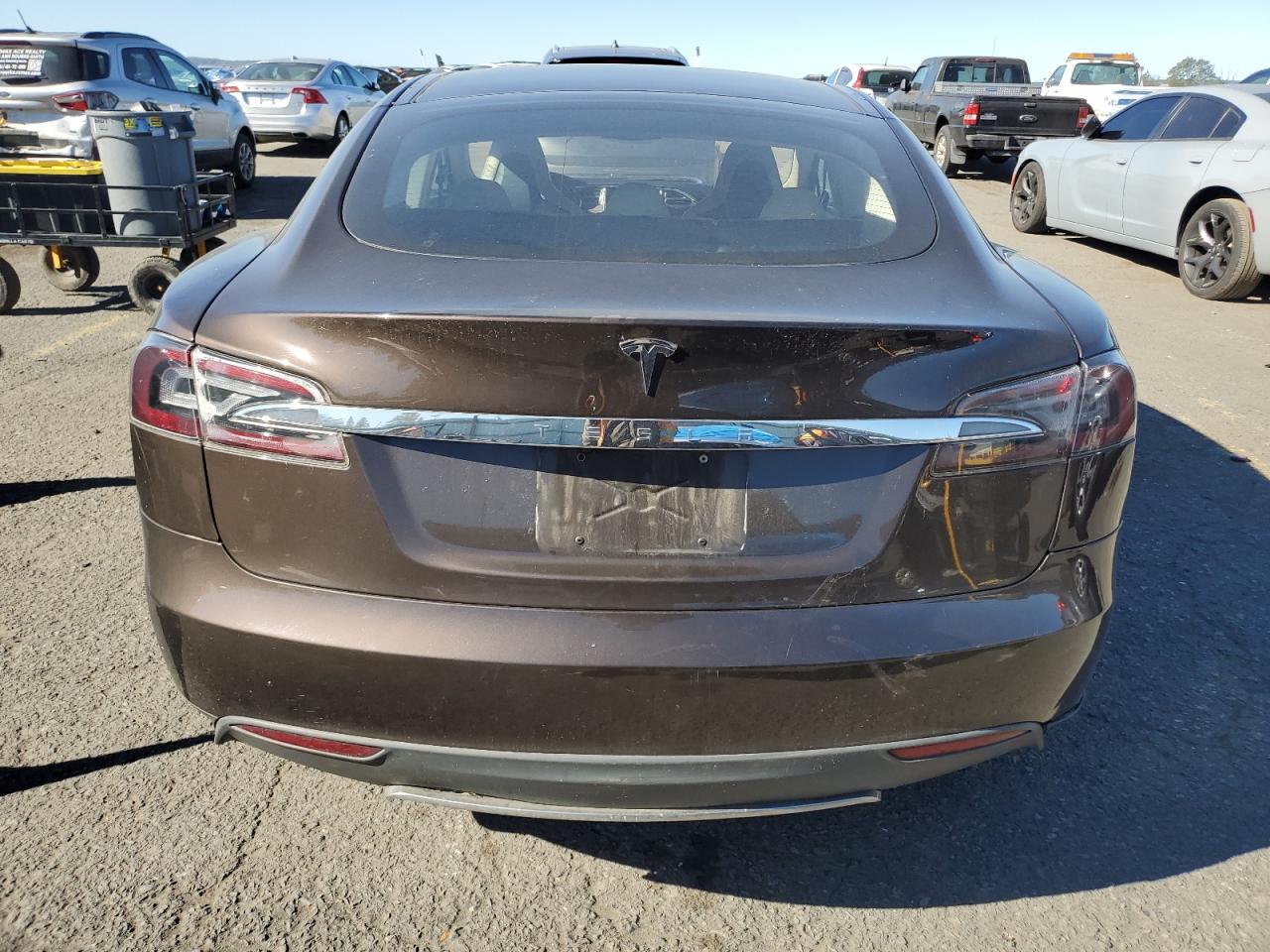 2013 Tesla Model S VIN: 5YJSA1CN1DFP05982 Lot: 86850405
