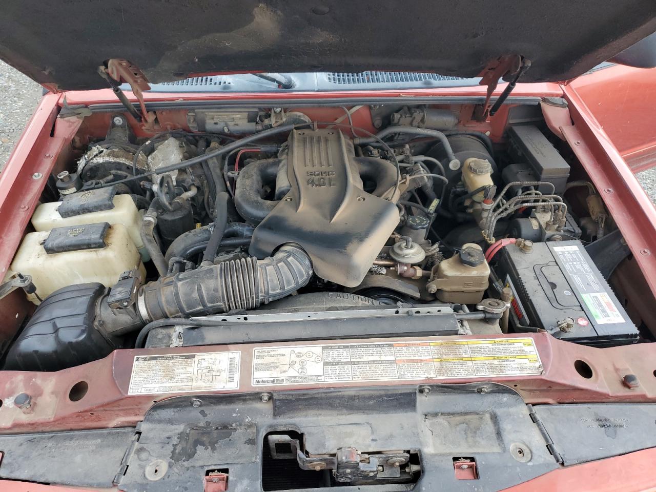 1998 Ford Explorer VIN: 1FMYU24E9WUB90001 Lot: 84812255