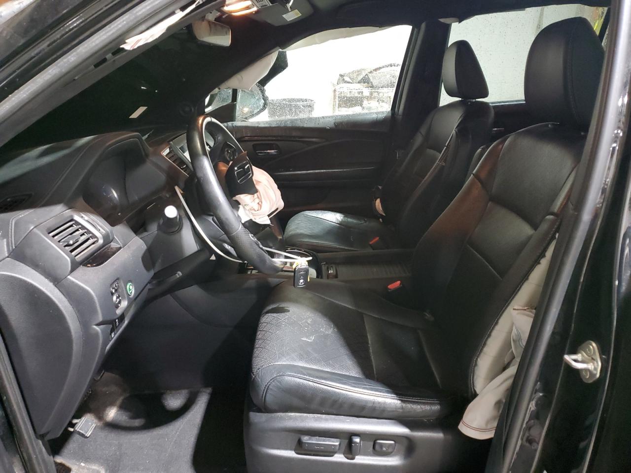 2019 Honda Passport Touring VIN: 5FNYF8H9XKB010610 Lot: 90540495