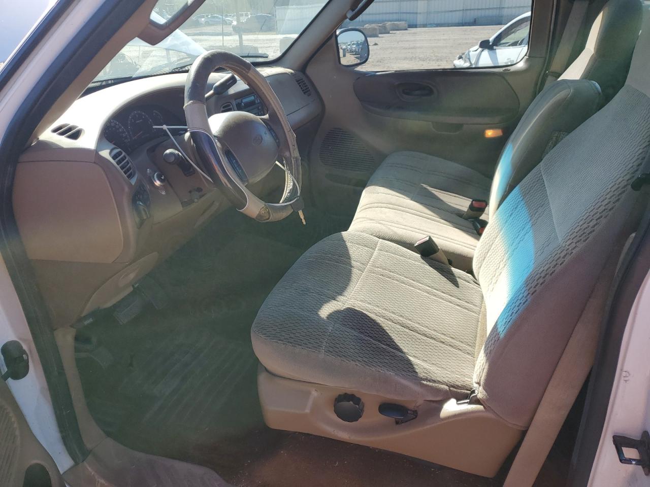 2002 Ford F150 VIN: 1FTRF17W32NB04896 Lot: 85305155