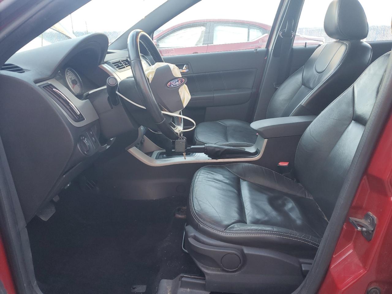 2009 Ford Focus Sel VIN: 1FAHP37N29W261910 Lot: 85137005