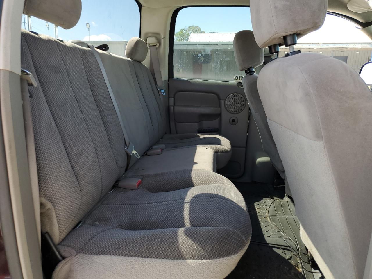 2004 Dodge Ram 1500 St VIN: 1D7HA18N24S615980 Lot: 87202015