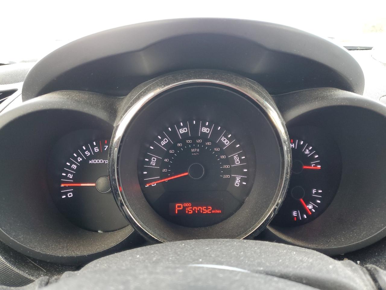 2011 Kia Soul + VIN: KNDJT2A2XB7724084 Lot: 82506375