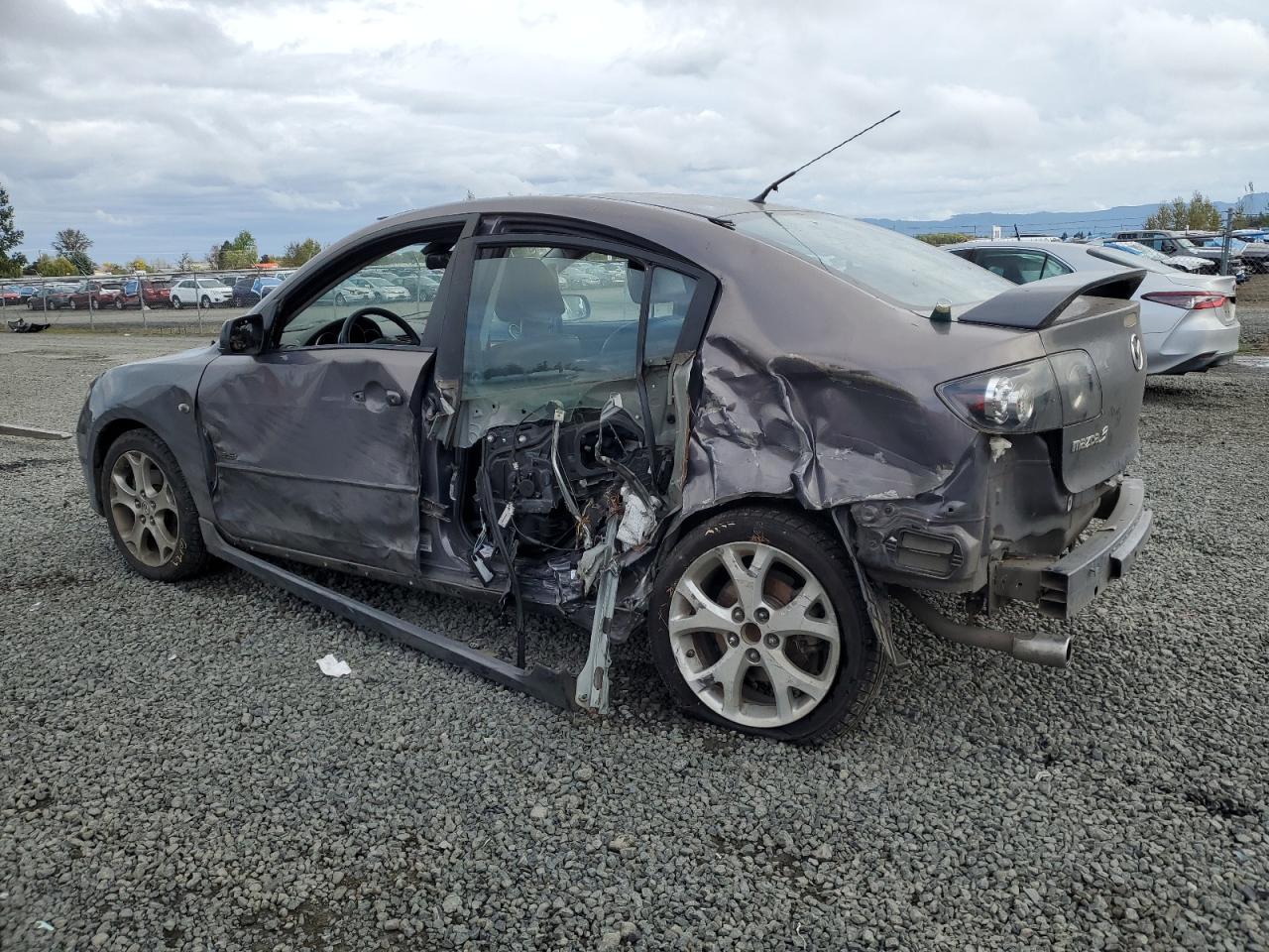 2007 Mazda 3 S silver null gas JM1BK323471628367 photo #3