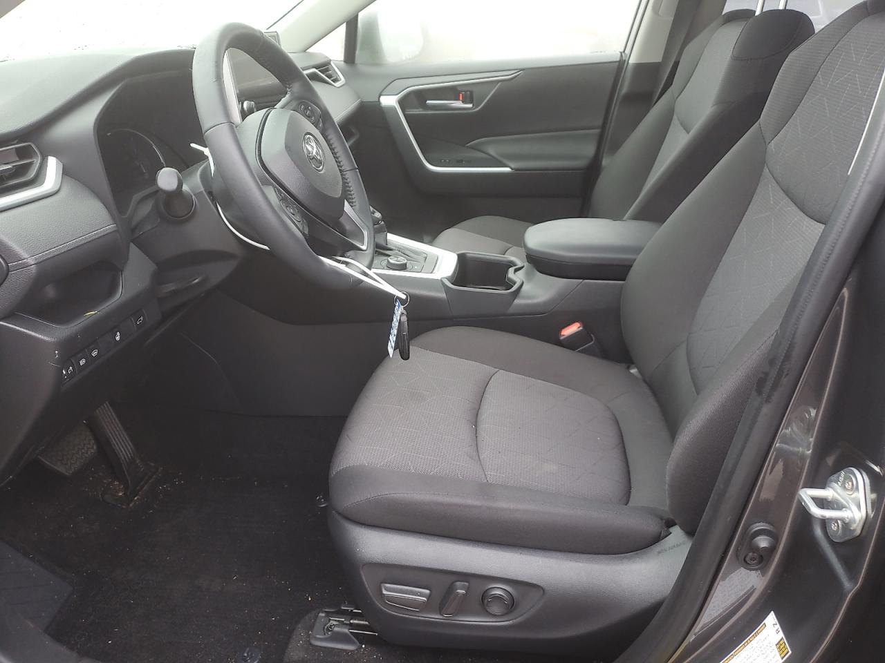 2024 Toyota Rav4 Xle VIN: JTMRWRFV0RD257954 Lot: 82190435