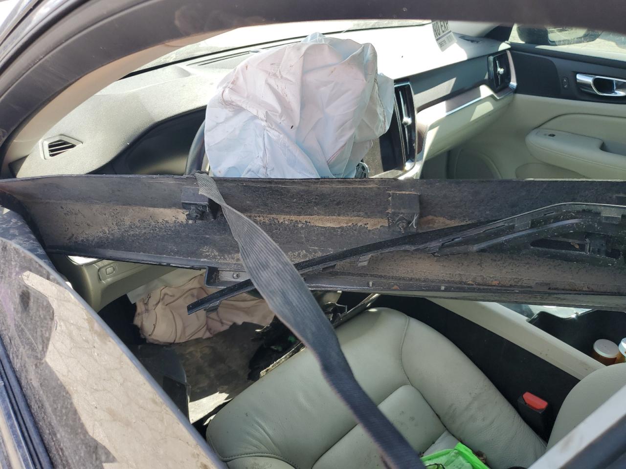 2022 Volvo S60 B5 Momentum VIN: 7JRL12FZ0NG172363 Lot: 82348135