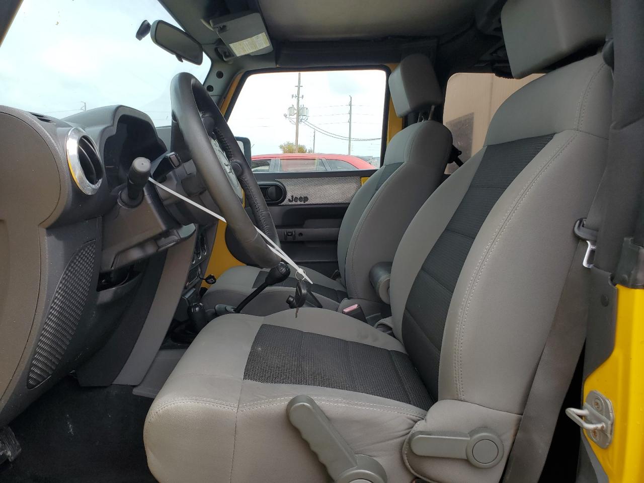 2008 Jeep Wrangler X VIN: 1J4FA24188L523695 Lot: 84798675