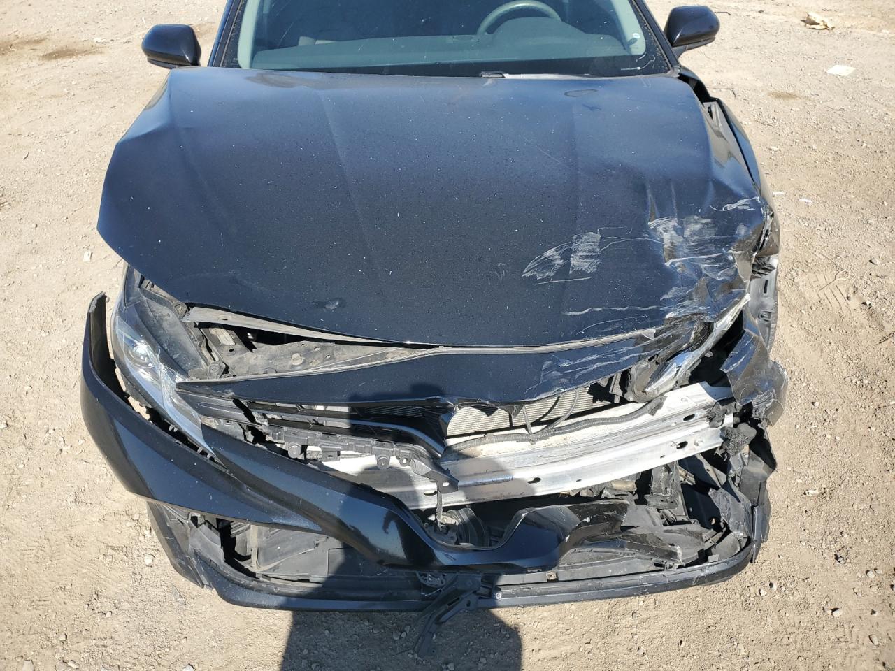 2020 Toyota Camry Le VIN: 4T1C11AK6LU989592 Lot: 86095715