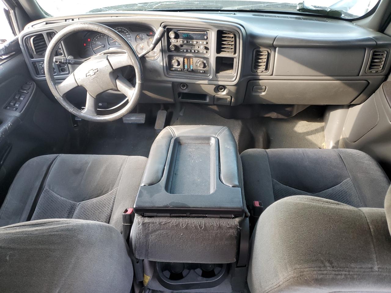 2004 Chevrolet Silverado K1500 VIN: 2GCEK13T941432768 Lot: 85738025