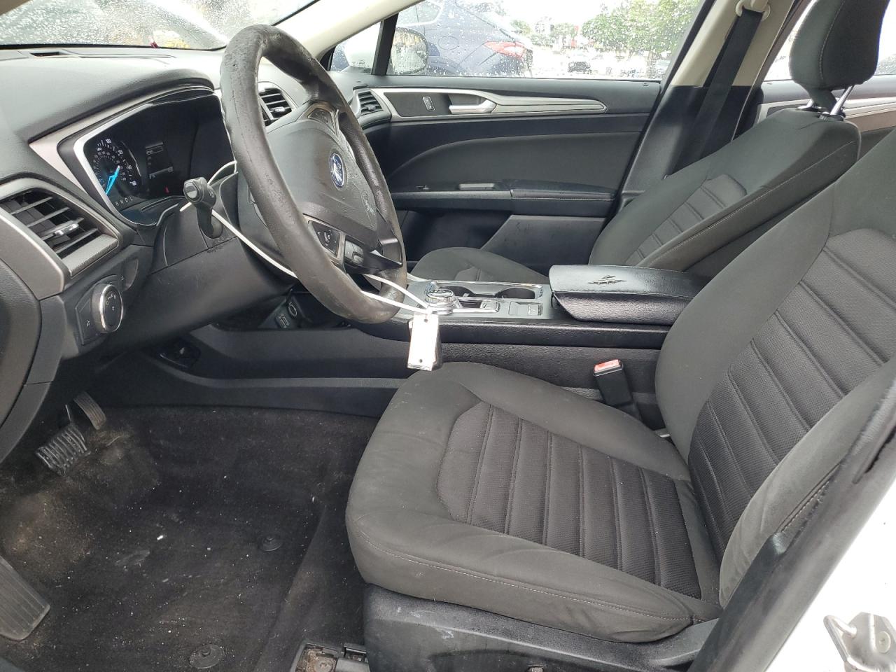 2020 Ford Fusion Se VIN: 3FA6P0H70LR128997 Lot: 86335165