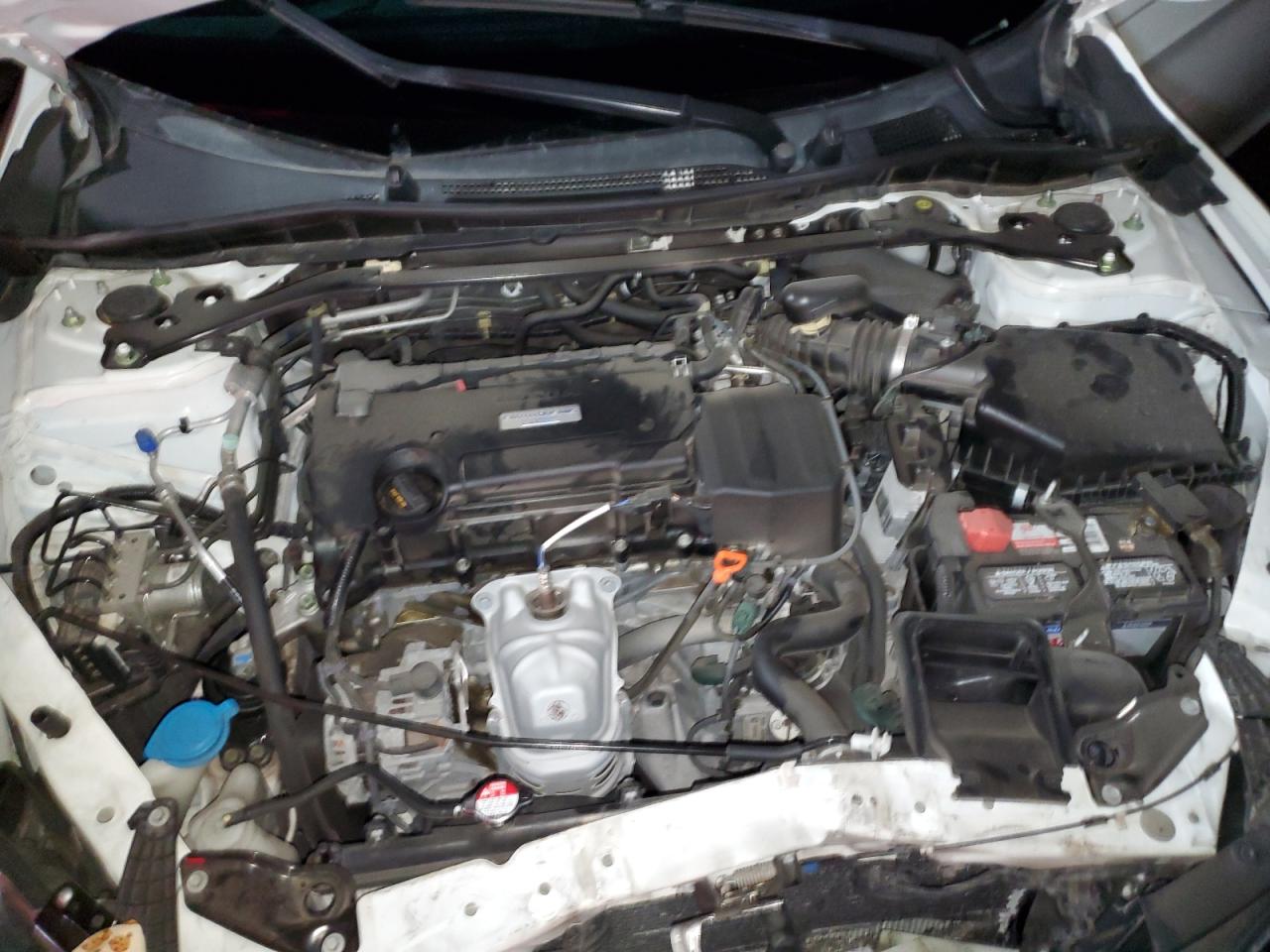 2017 Honda Accord Spo VIN: 028105 Lot: 86191595