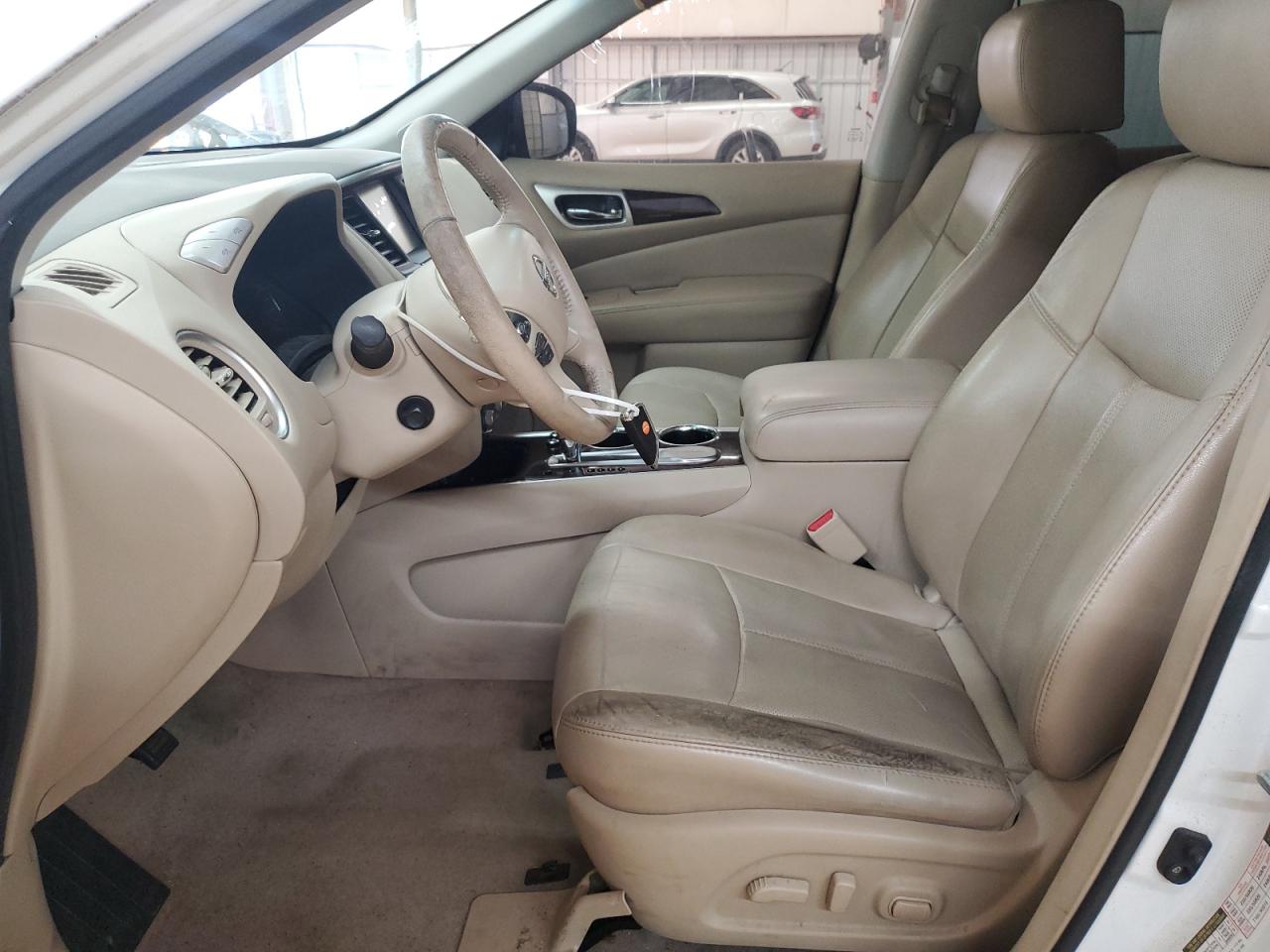 2014 Nissan Pathfinder S VIN: 5N1AR2MN4EC684323 Lot: 85390645