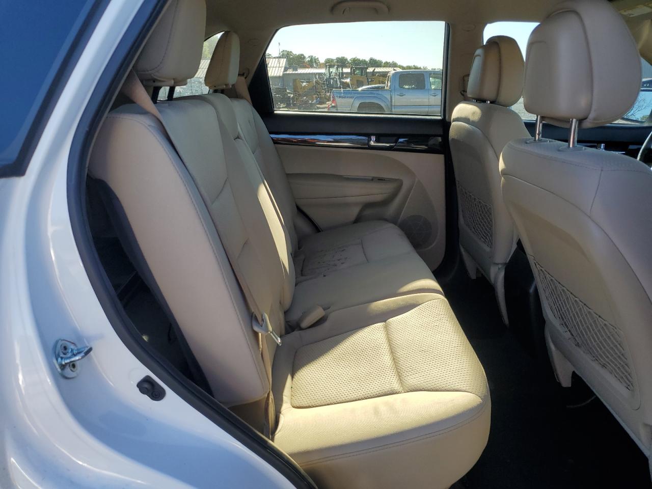 2012 Kia Sorento Base VIN: 5XYKTDA23CG208511 Lot: 85858285