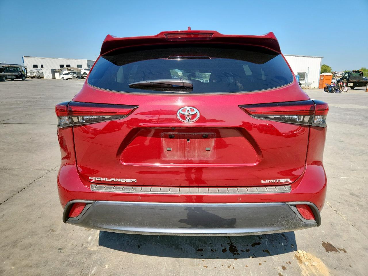 2023 Toyota Highlander L VIN: 5TDKDRAH8PS018825 Lot: 85898615