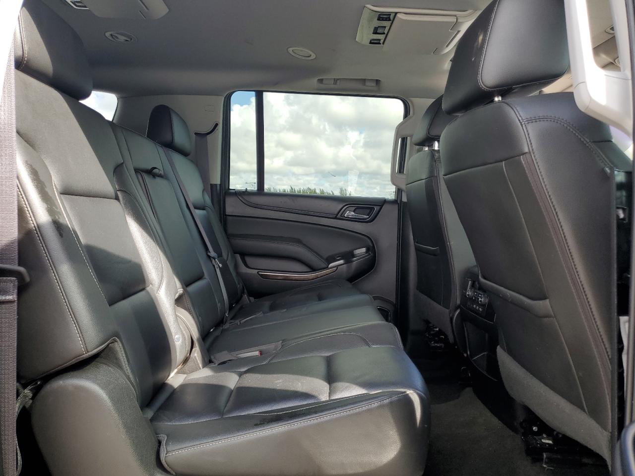 2017 Chevrolet Suburban K1500 Lt VIN: 1GNSKHKC7HR337594 Lot: 85523885
