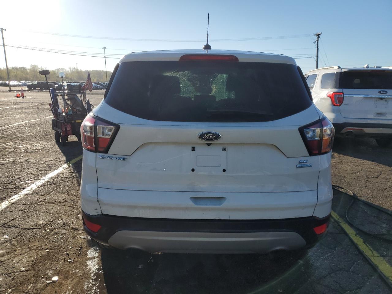 2017 Ford Escape Se VIN: 1FMCU0GD1HUE05617 Lot: 85743835