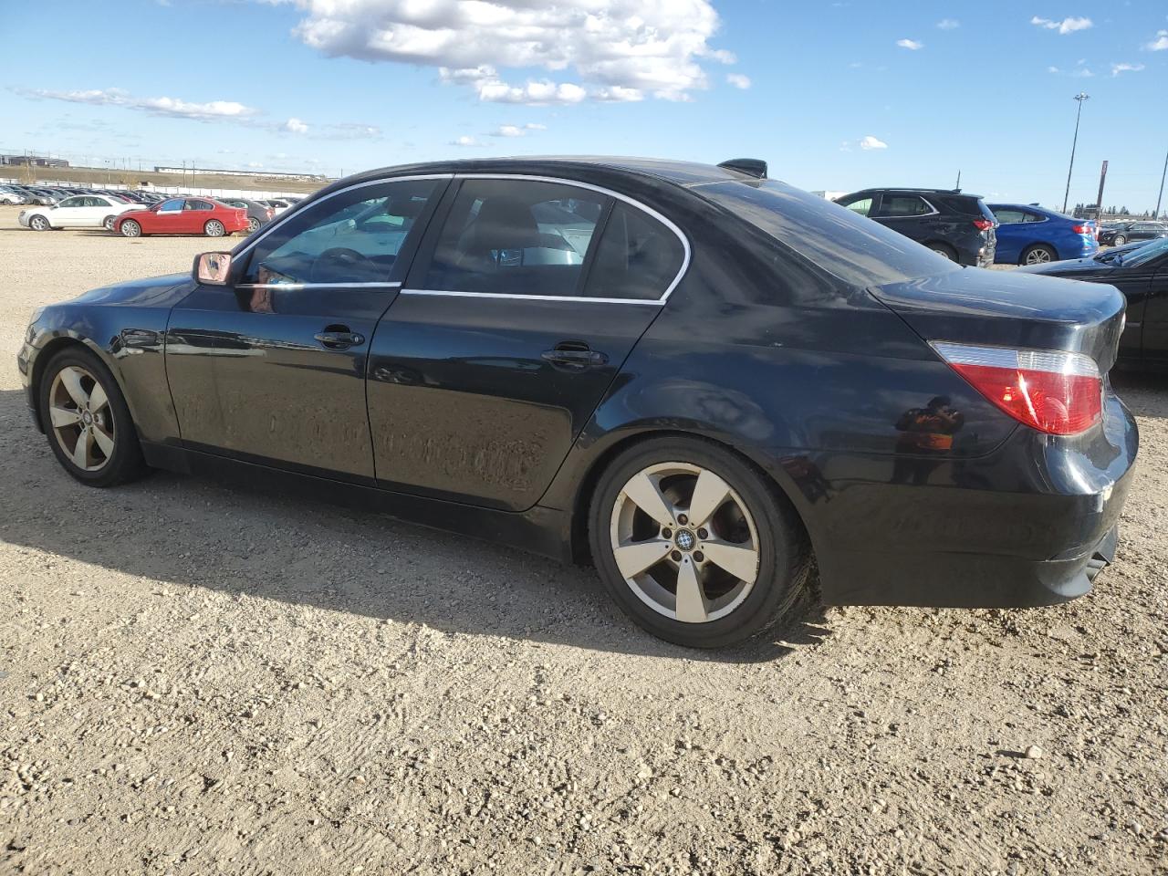 car-image car-image