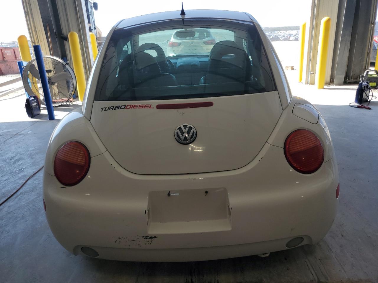 2000 Volkswagen New Beetle Gls Tdi VIN: 3VWCF21C7YM467888 Lot: 85684085