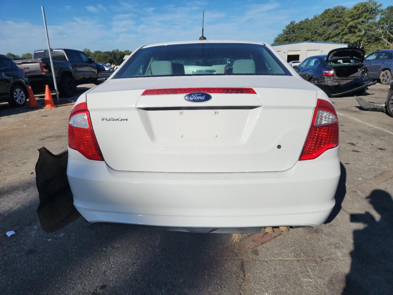 2012 Ford Fusion S VIN: 3FAHP0GA7CR350670 Lot: 85173435