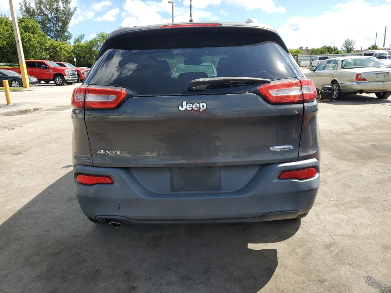 2014 Jeep Cherokee Latitude VIN: 1C4PJMCB3EW273485 Lot: 82427645