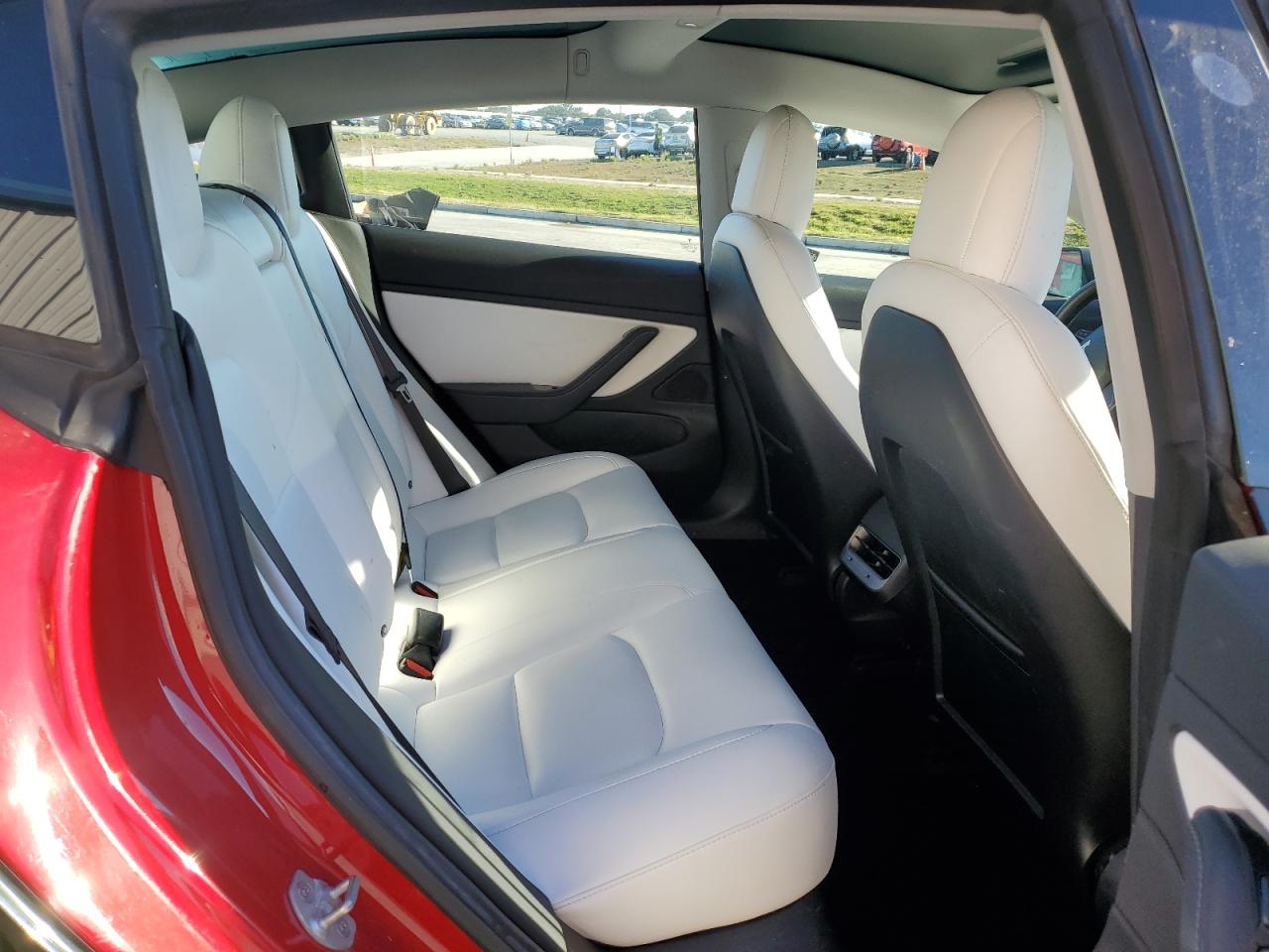 2018 Tesla Model 3 VIN: 5YJ3E1EB2JF055518 Lot: 82637115