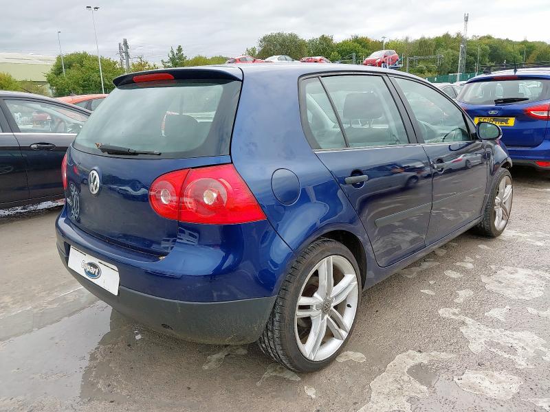 2005 VOLKSWAGEN GOLF 1.4 S 5DR [AC]