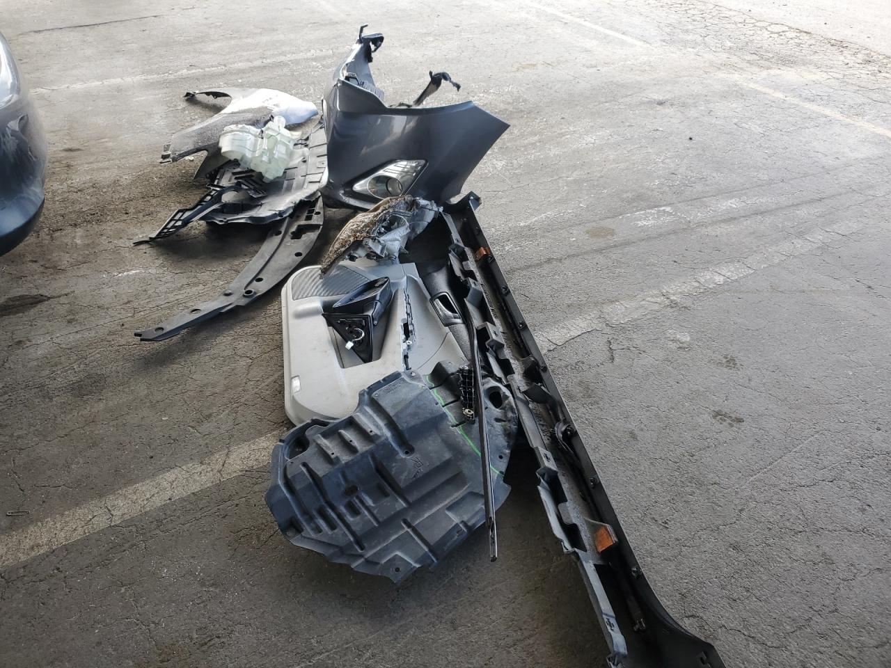 2014 Toyota Camry Hybrid VIN: 4T1BD1FK4EU102327 Lot: 86119905