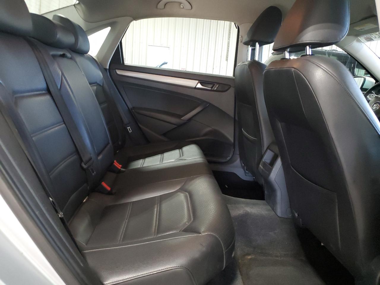 2015 Volkswagen Passat S VIN: 1VWAT7A38FC115785 Lot: 87085255