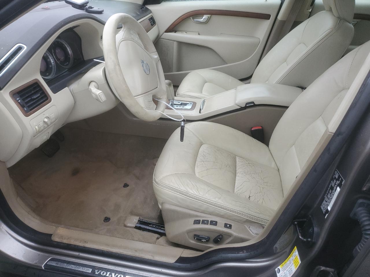 2010 Volvo Xc70 3.2 VIN: YV4960BZ0A1079731 Lot: 86773345