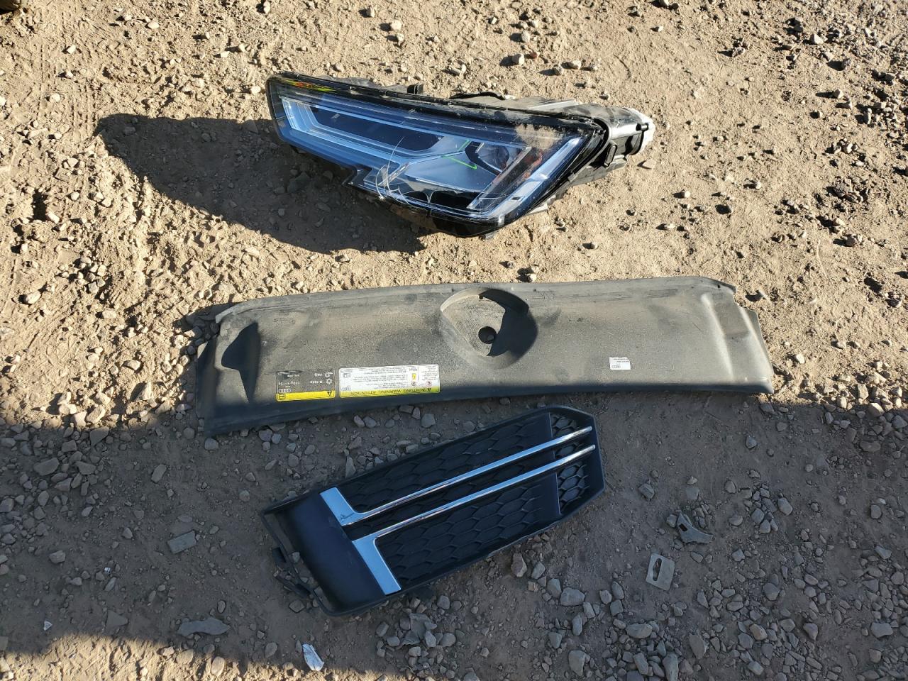 2017 Audi A4 Premium Plus VIN: WAUENAF4XHN048205 Lot: 82567215