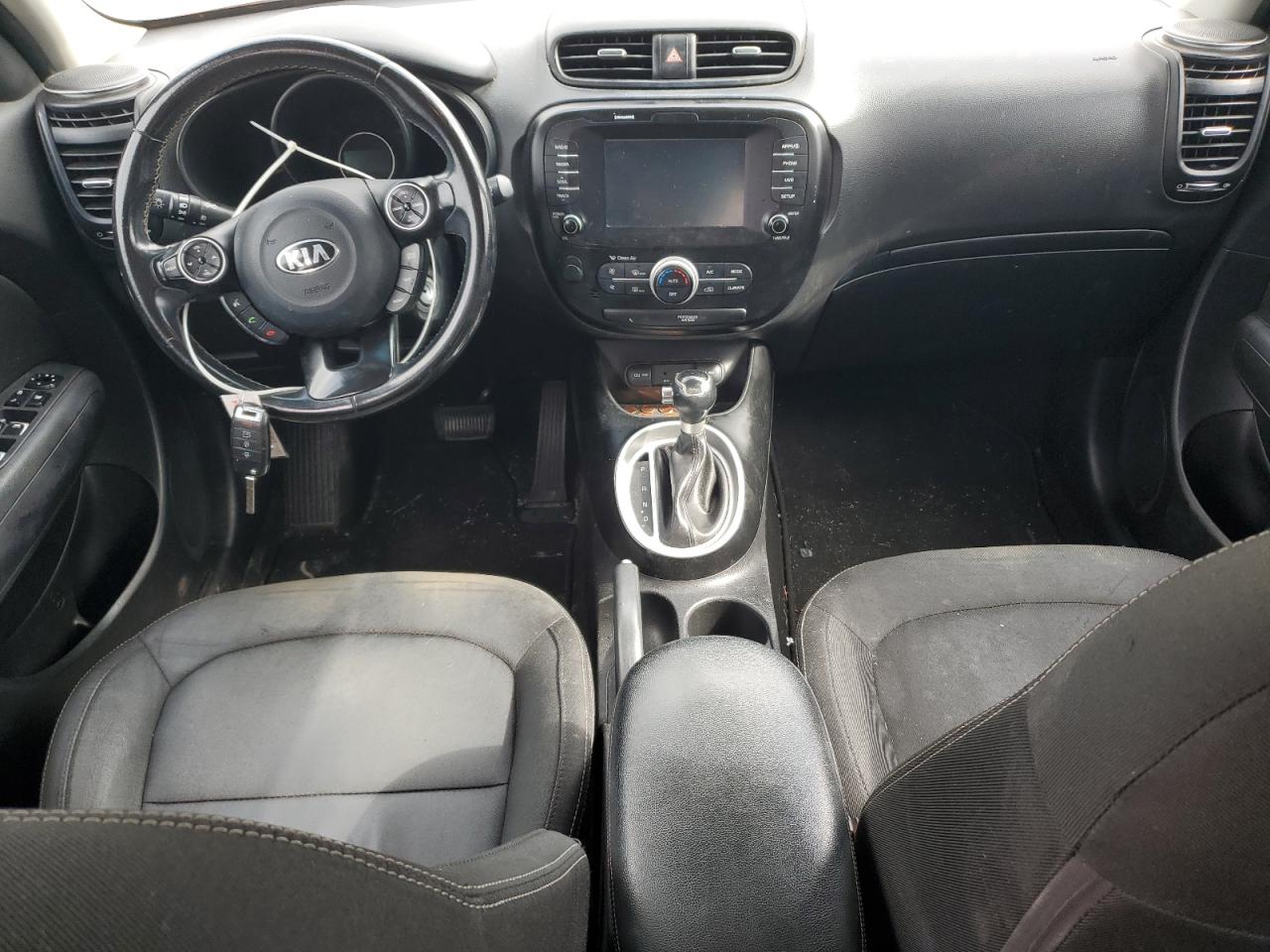 2019 Kia Soul + VIN: KNDJP3A52K7649143 Lot: 85536795