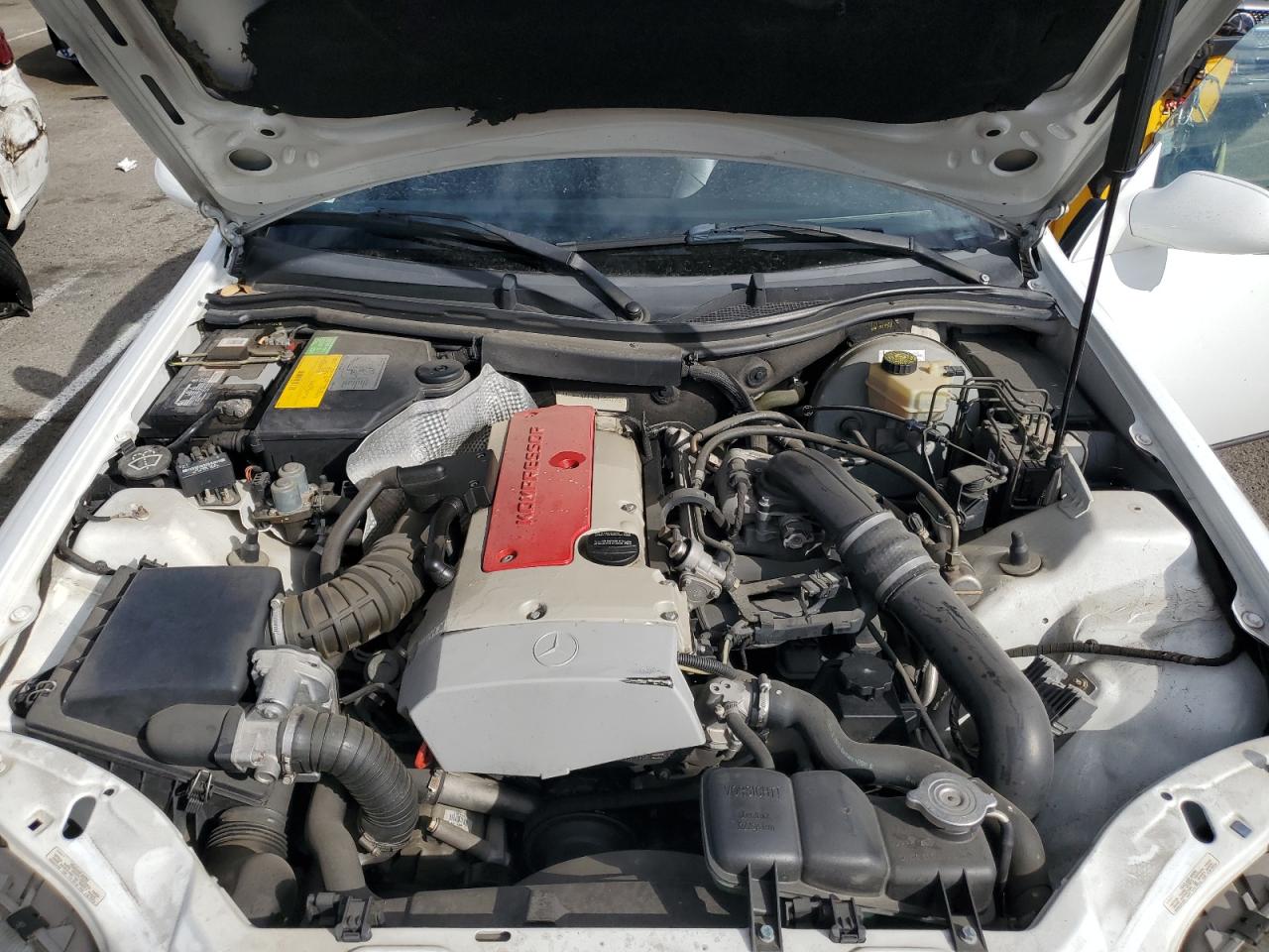 1998 Mercedes-Benz Slk 230 Kompressor VIN: WDBKK47F4WF058721 Lot: 84074125