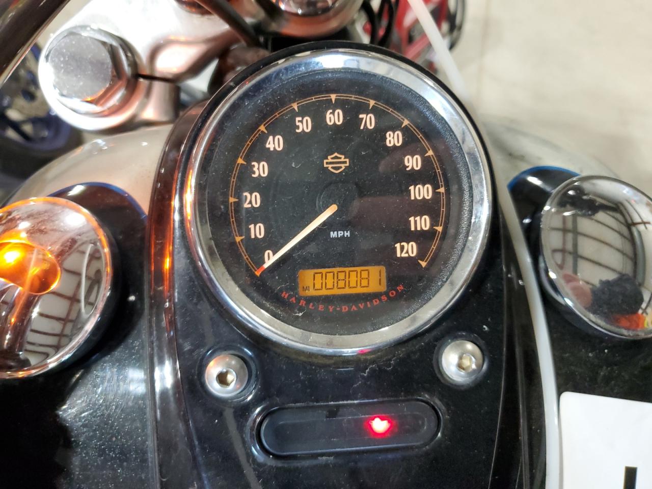 2013 Harley-Davidson Fxdwg Dyna Wide Glide VIN: 1HD1GPM15DC302155 Lot: 84433515