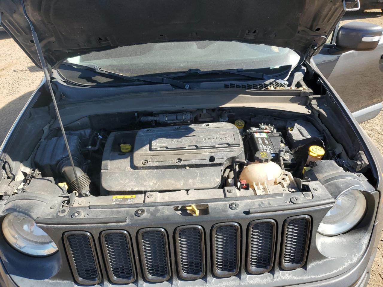 2017 Jeep Renegade Latitude VIN: ZACCJBBH3HPF28825 Lot: 82325665