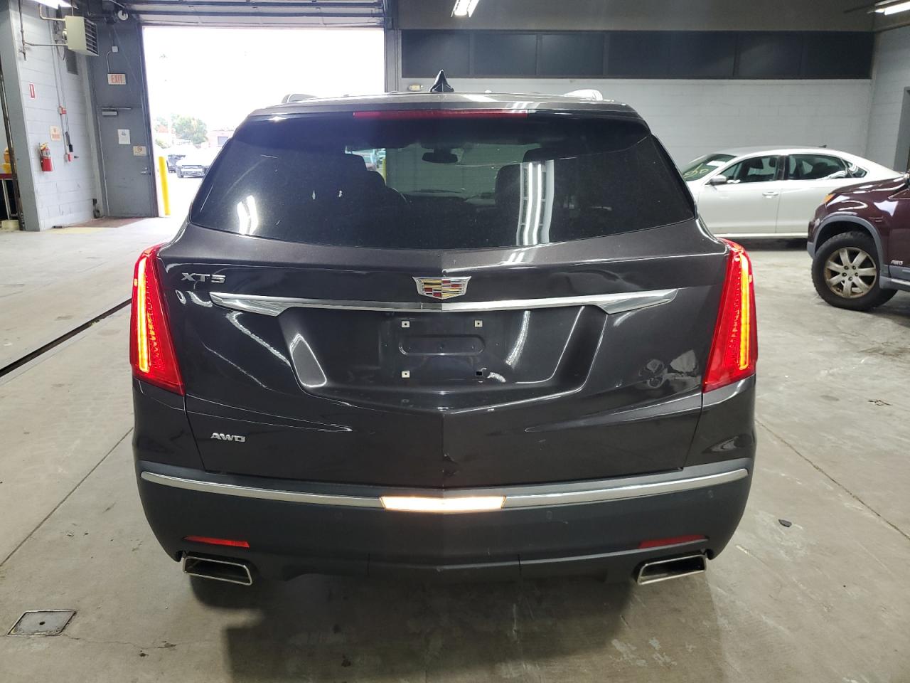 2017 Cadillac Xt5 Luxury VIN: 1GYKNDRSXHZ230300 Lot: 86523625
