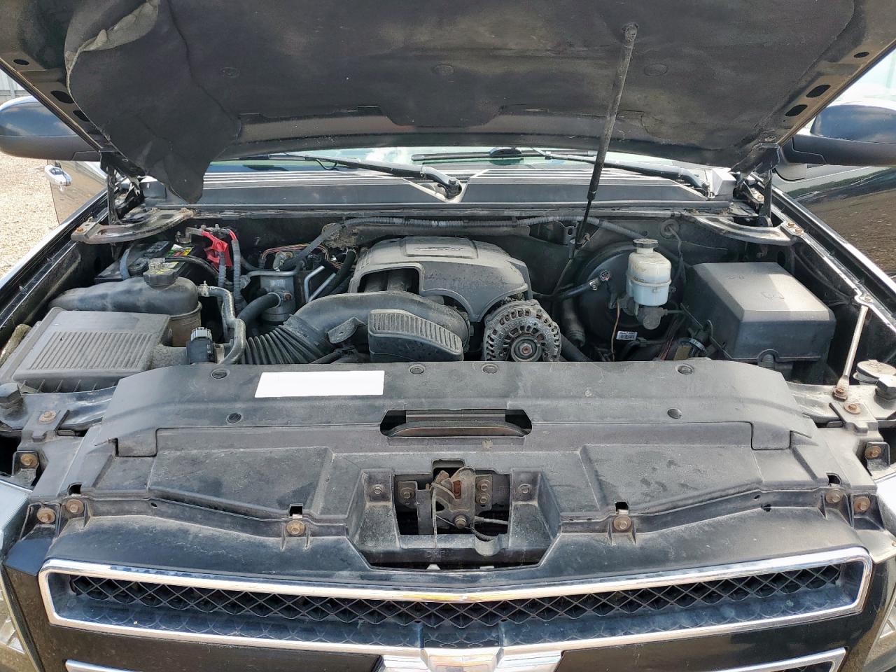 2011 Chevrolet Tahoe C1500 Ls VIN: 1GNSCAE08BR102151 Lot: 85701265