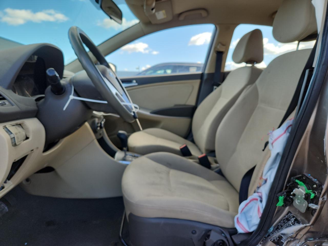 2014 Hyundai Accent Gls VIN: KMHCT4AE7EU611175 Lot: 87043895