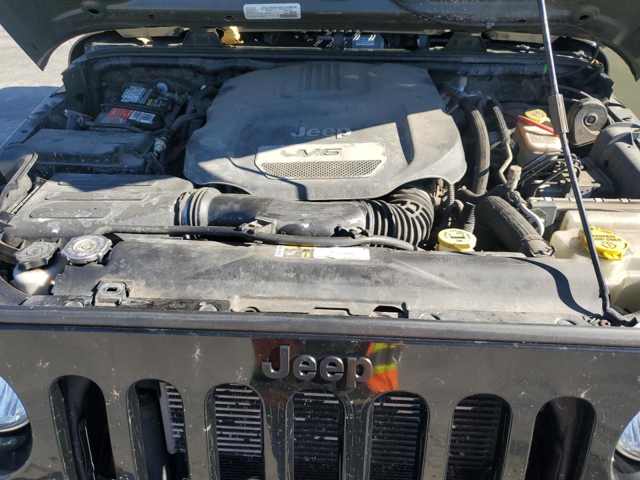 2016 Jeep Wrangler Unlimited Sport VIN: 1C4BJWDG0GL102231 Lot: 82259675